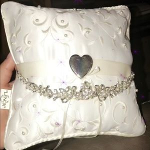 Crown and ring pillow